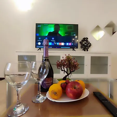 Apartment In The Center Of *